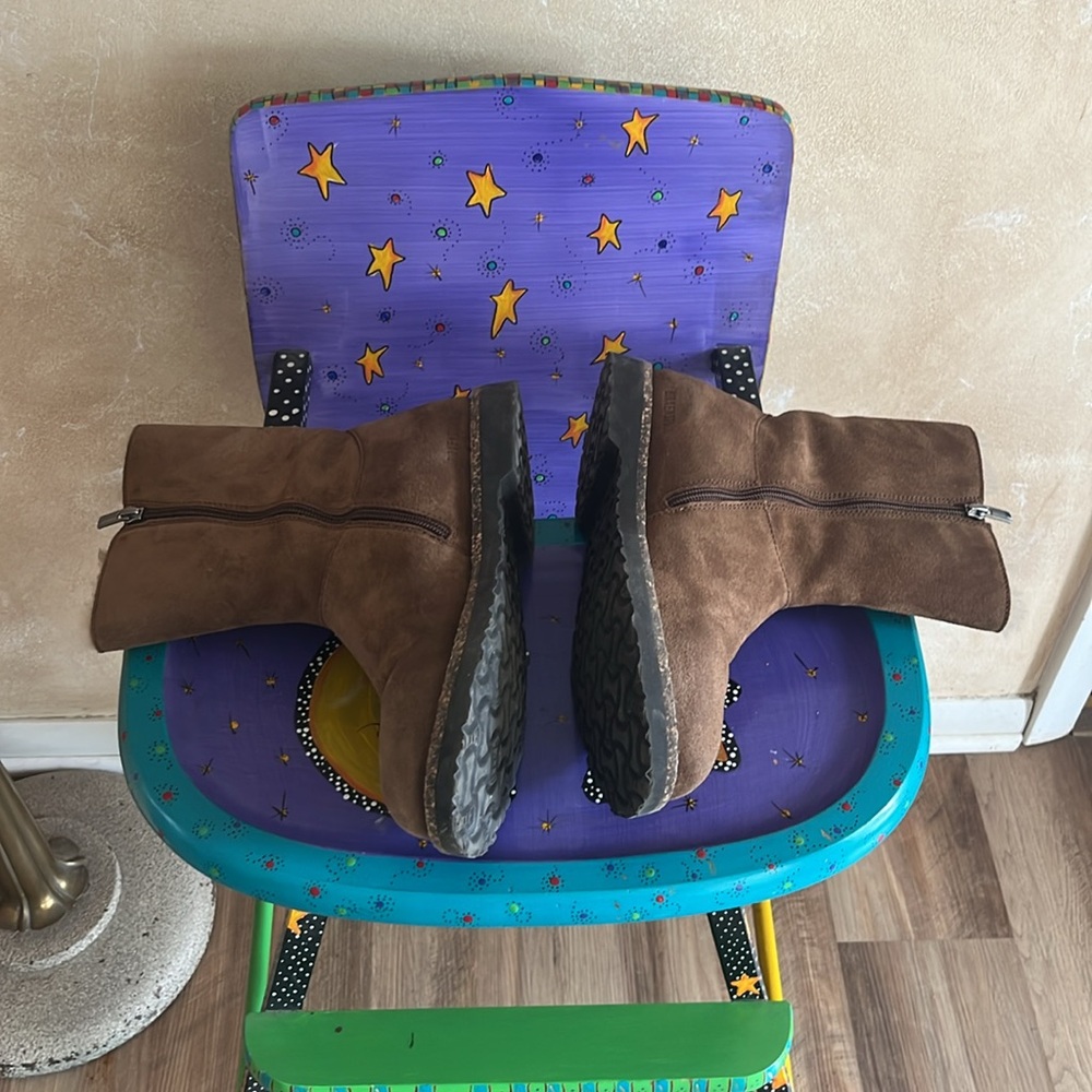 Gently-worn Birkenstock Uppsala Boots 💗. - Picture 2 of 6
